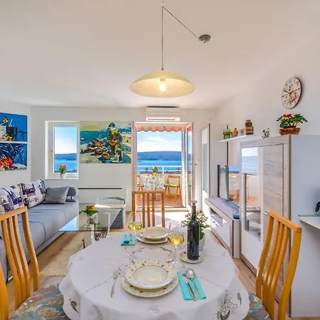 Apartment In 39429