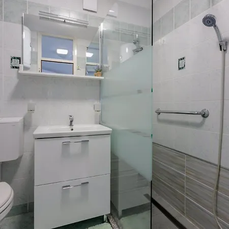 Apartment In 39429 Crikvenica